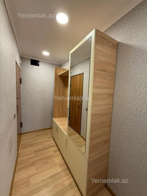 Satılır 2 otaqlı köhnə tikili 55 m²