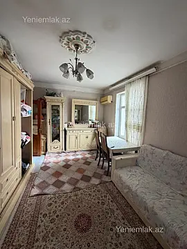 Satılır 2 otaqlı köhnə tikili 35 m²