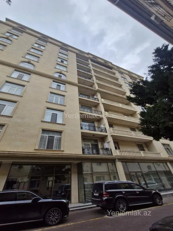 Satılır 3 otaqlı yeni tikili 147 m²