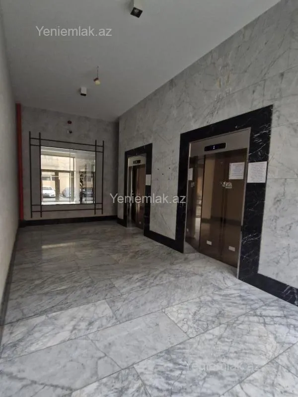 Satılır 3 otaqlı yeni tikili 147 m²