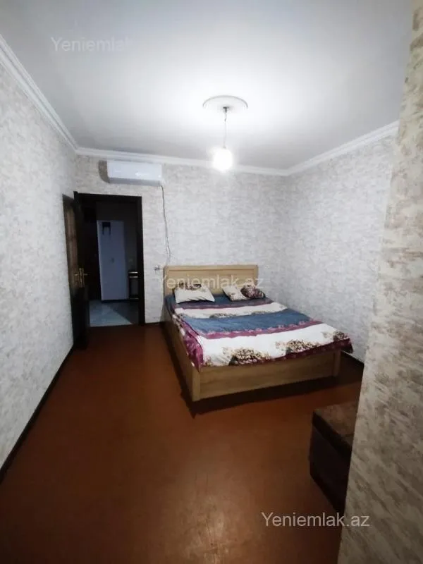 Satılır 2 otaqlı köhnə tikili 30 m²