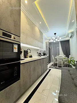 Satılır 3 otaqlı yeni tikili 125 m²