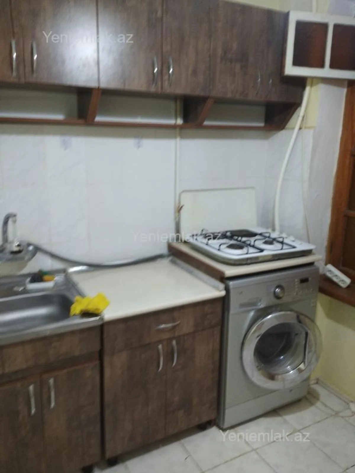 Satılır 1 otaqlı köhnə tikili 34 m²