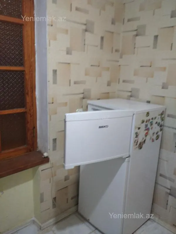 Satılır 1 otaqlı köhnə tikili 34 m²