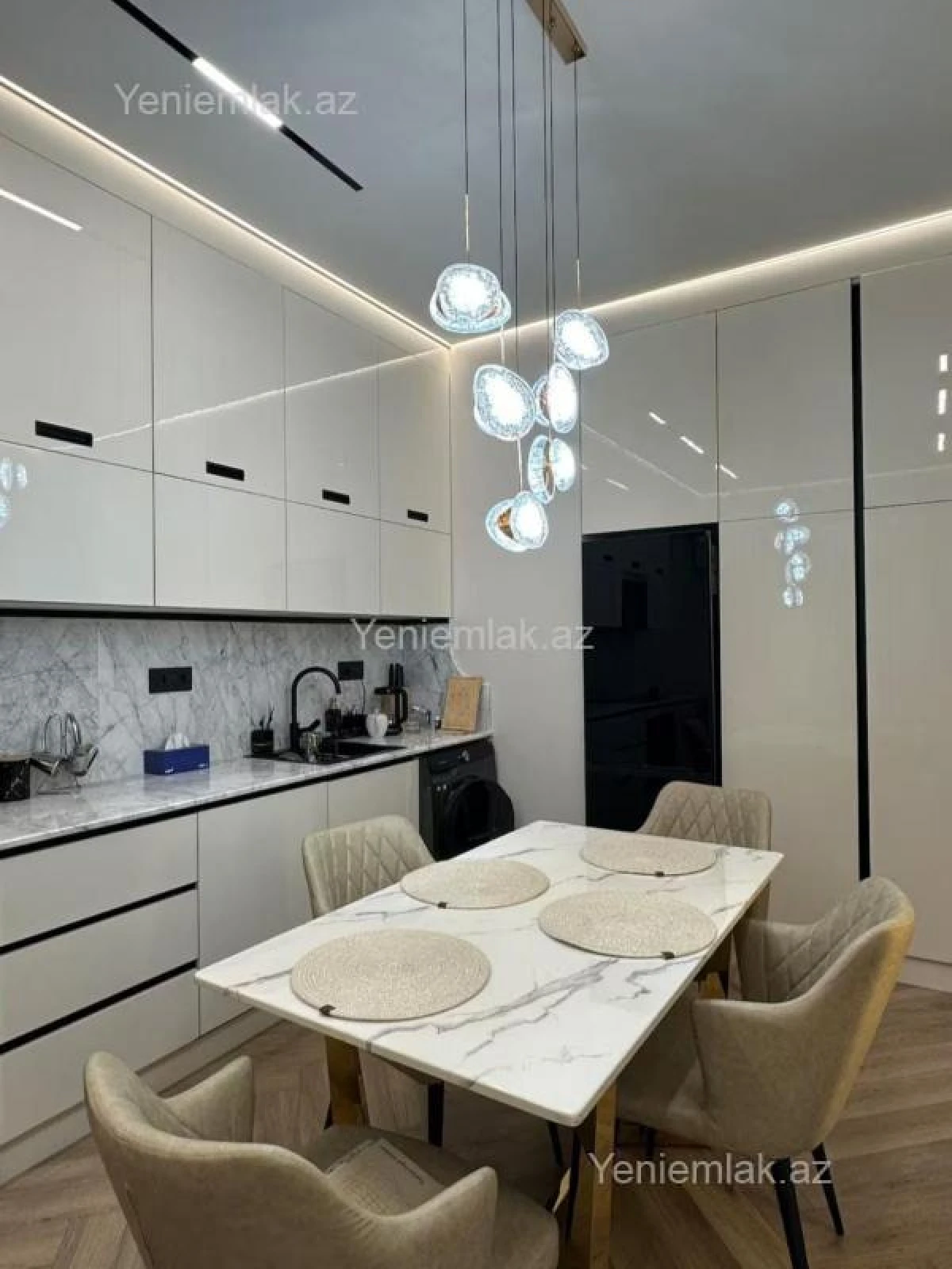 Satılır 2 otaqlı yeni tikili 43 m²