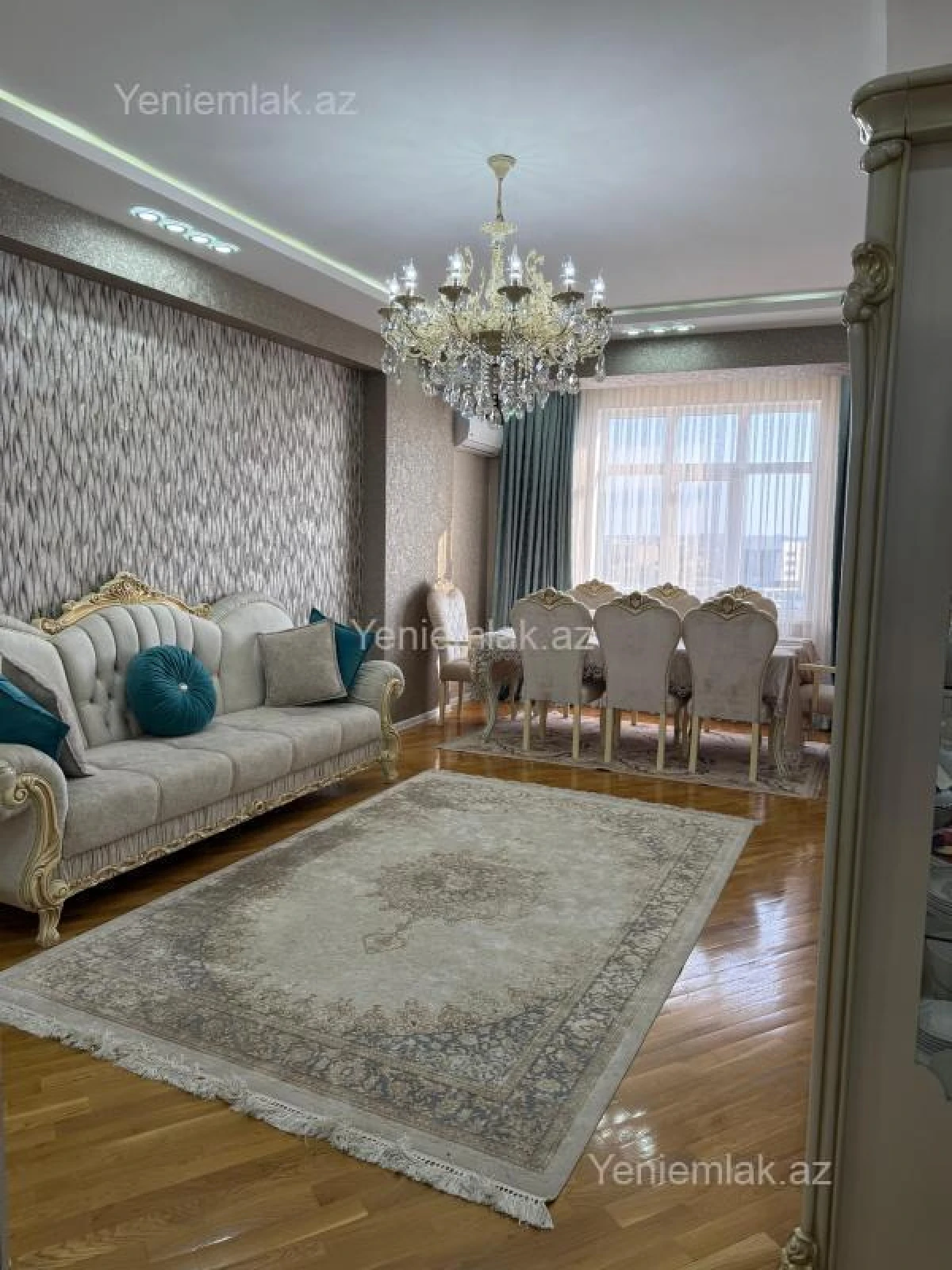Satılır 3 otaqlı yeni tikili 135 m²