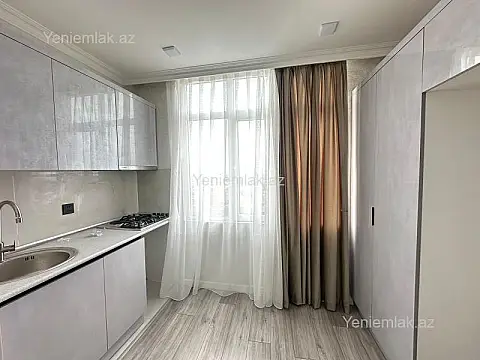 Satılır 2 otaqlı köhnə tikili 40 m²