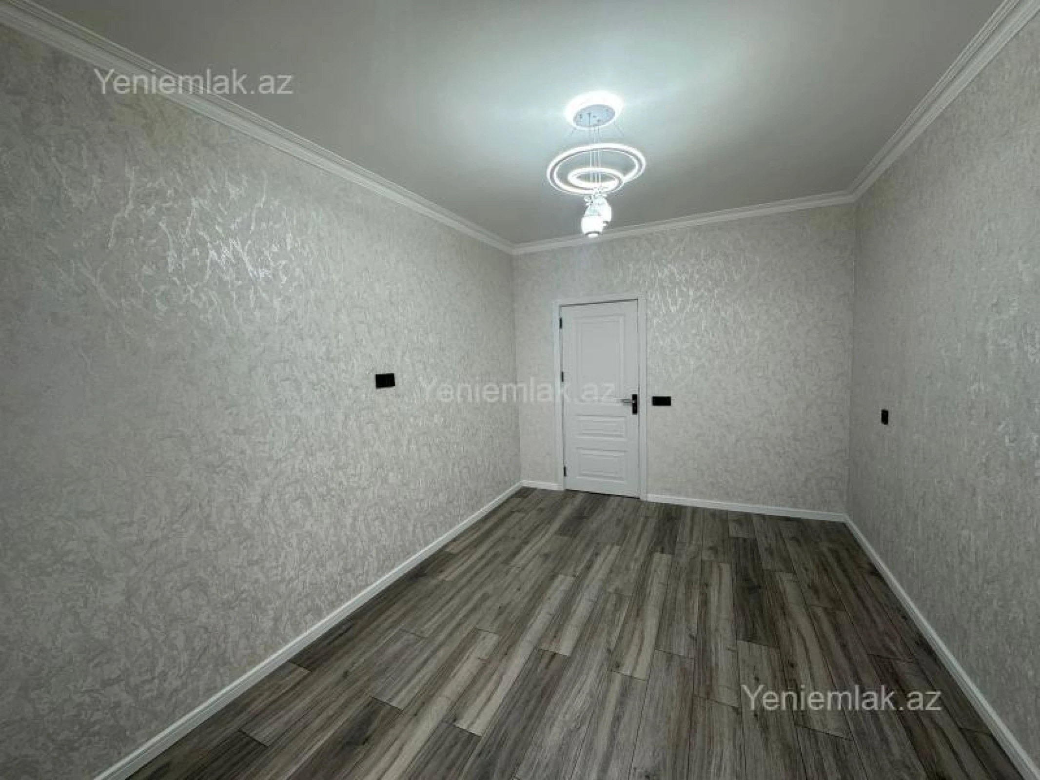 Satılır 2 otaqlı köhnə tikili 40 m²