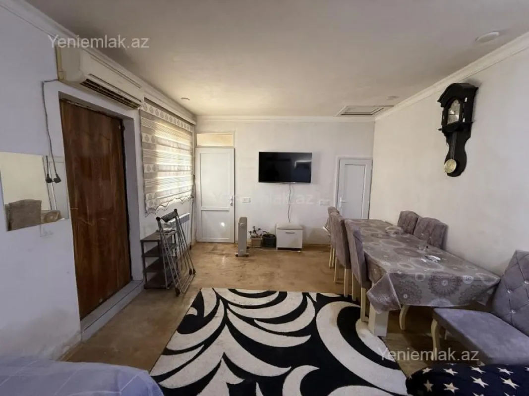 Satılır 4 otaqlı həyət evi 100 m²