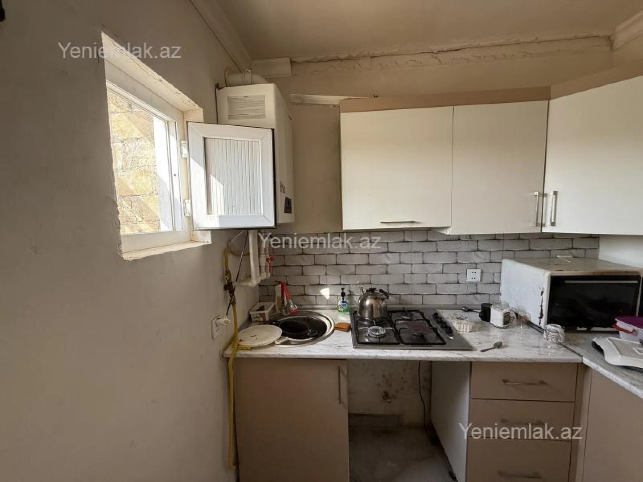 Satılır 4 otaqlı həyət evi 100 m²