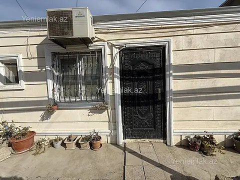 Satılır 4 otaqlı həyət evi 100 m²