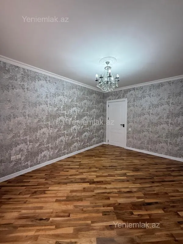 Satılır 3 otaqlı köhnə tikili 90 m²