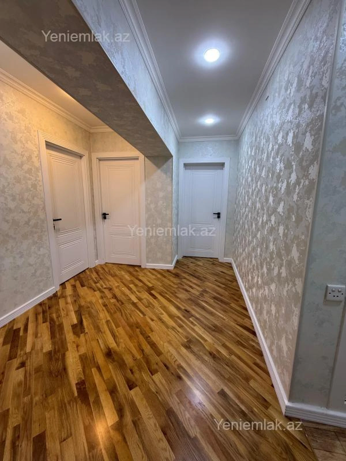 Satılır 3 otaqlı köhnə tikili 90 m²
