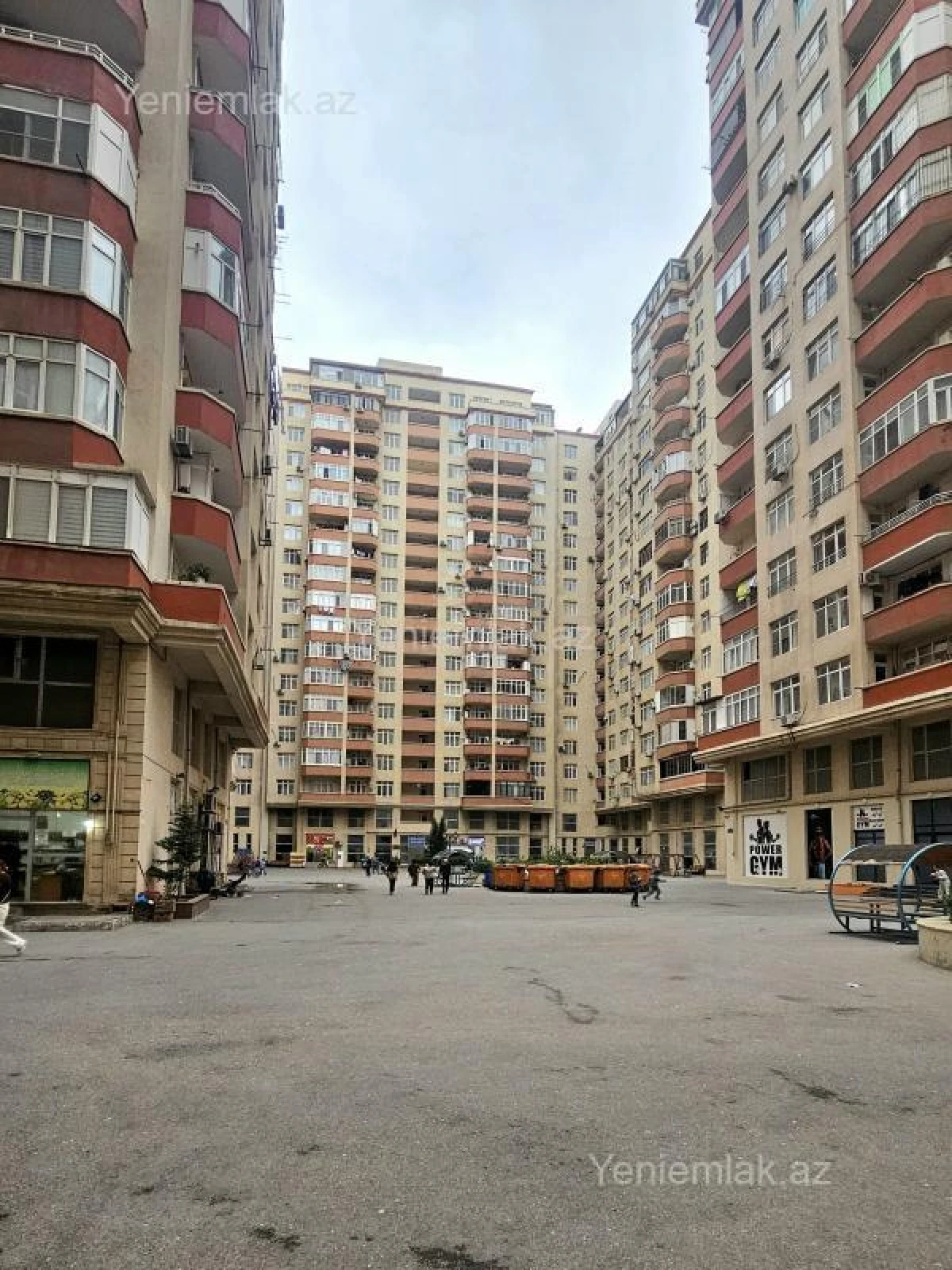 Satılır 3 otaqlı yeni tikili 138 m²