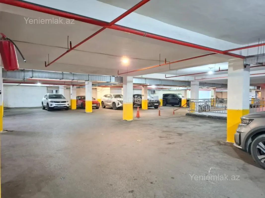 Satılır 3 otaqlı yeni tikili 138 m²