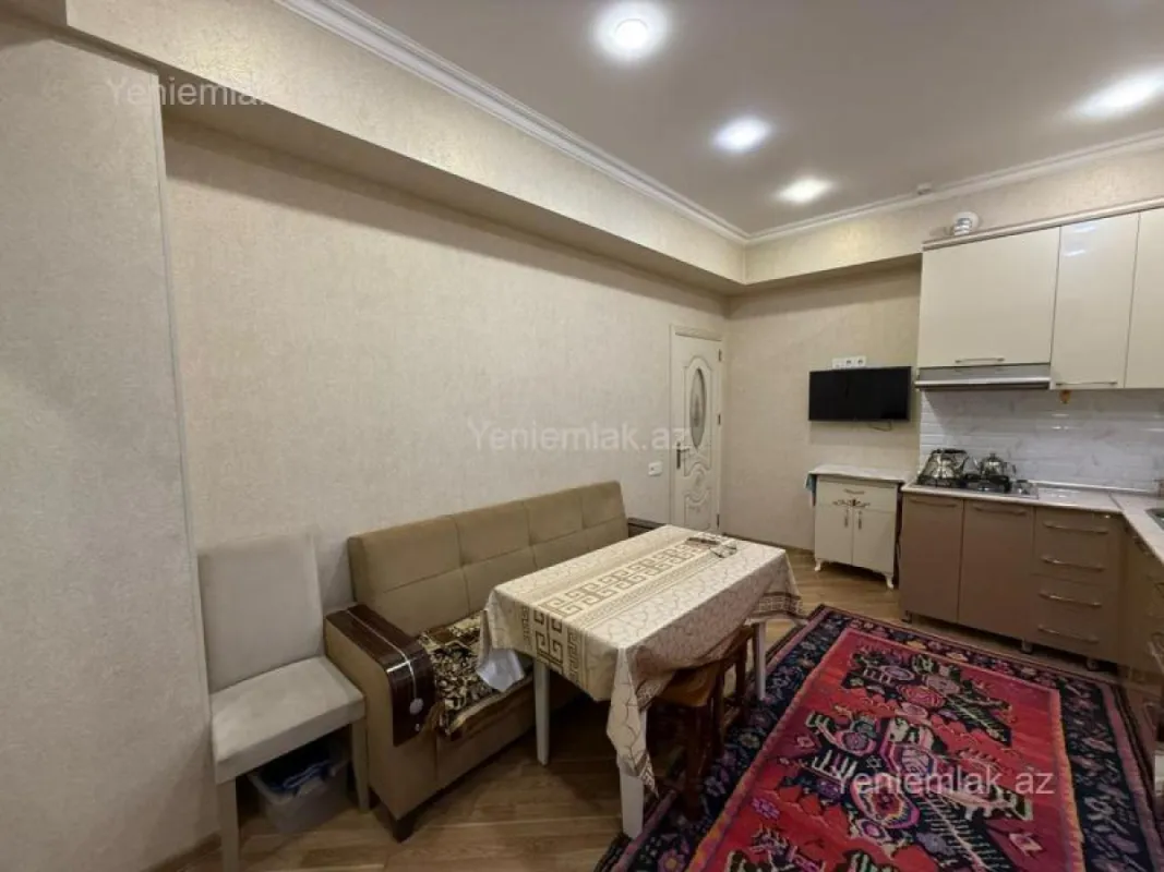 Satılır 3 otaqlı yeni tikili 95 m²