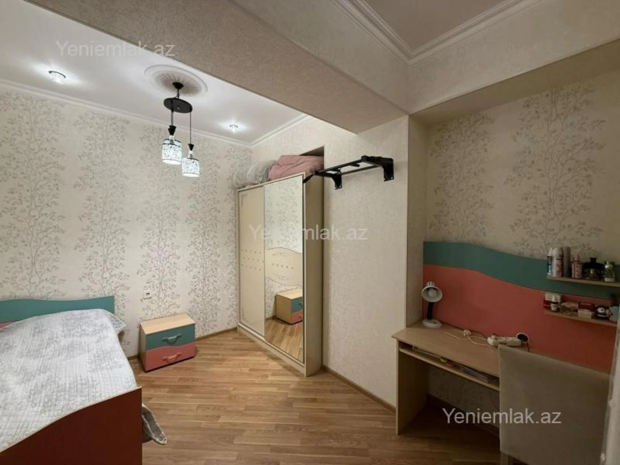 Satılır 3 otaqlı yeni tikili 95 m²