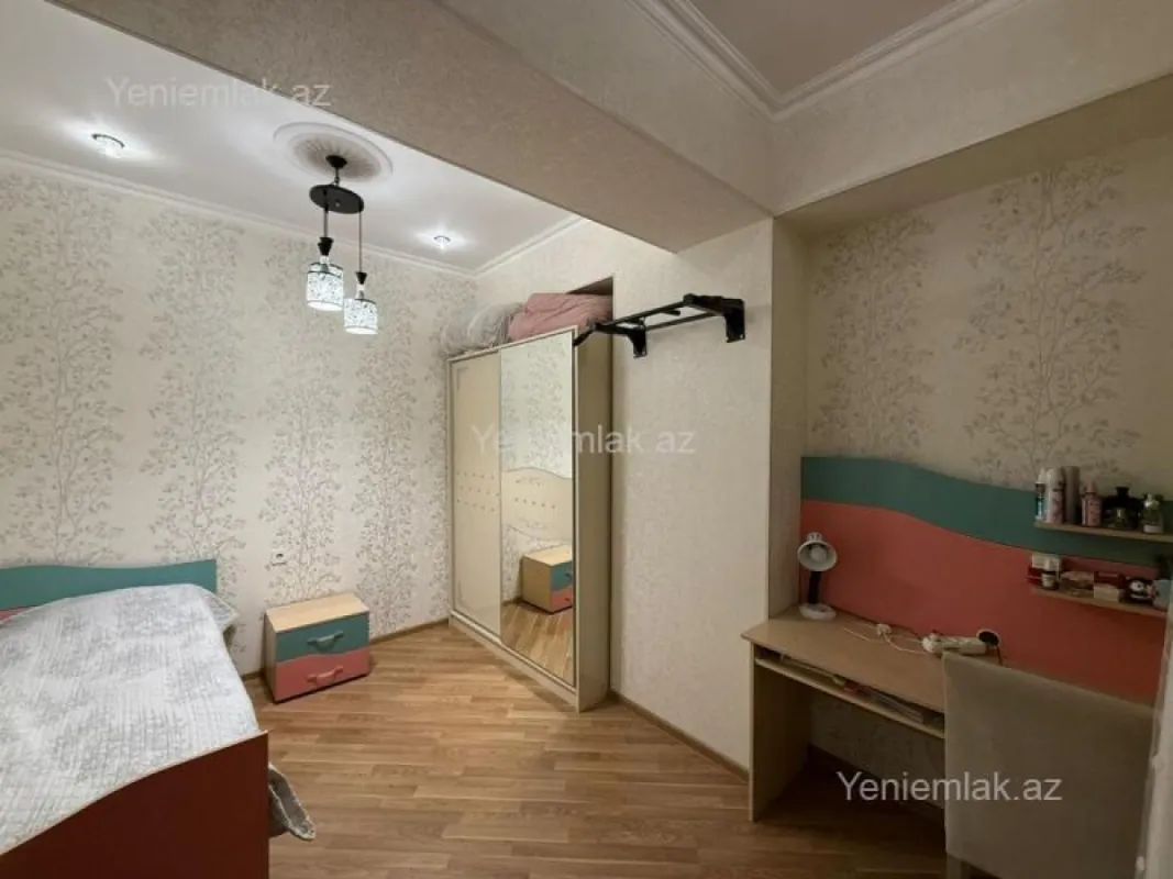 Satılır 3 otaqlı yeni tikili 95 m²