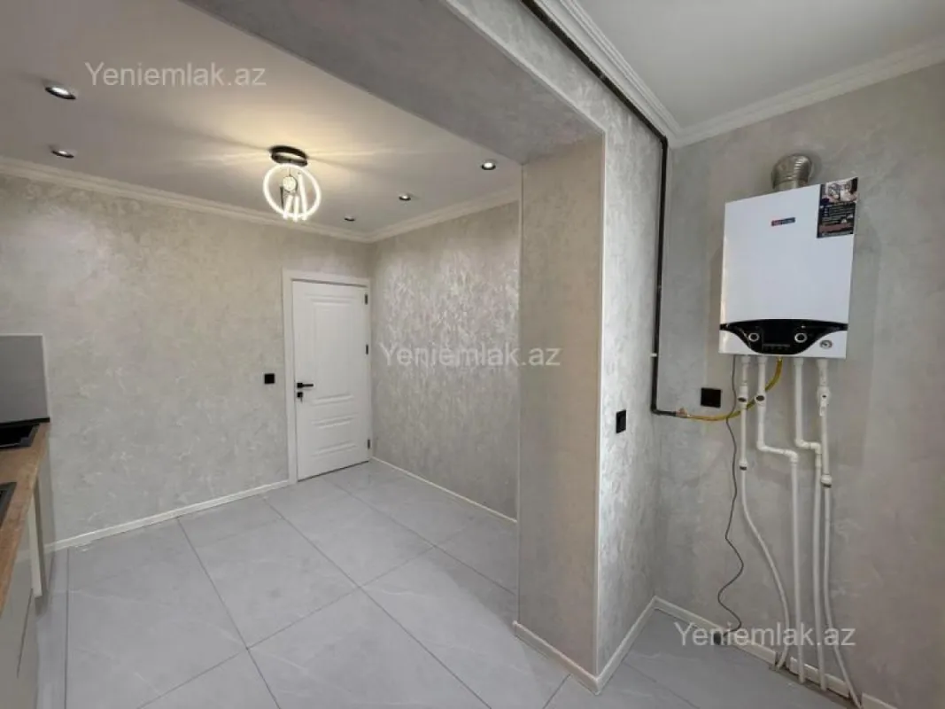Satılır 3 otaqlı köhnə tikili 80 m²