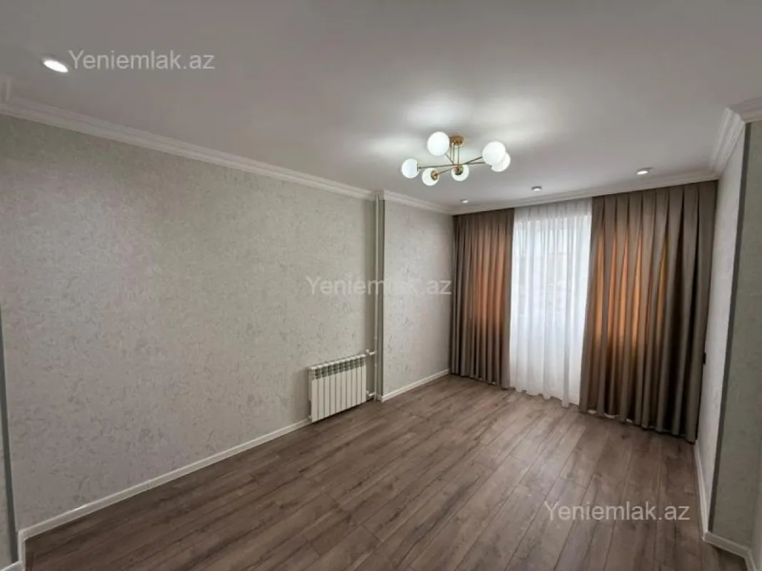 Satılır 3 otaqlı köhnə tikili 80 m²