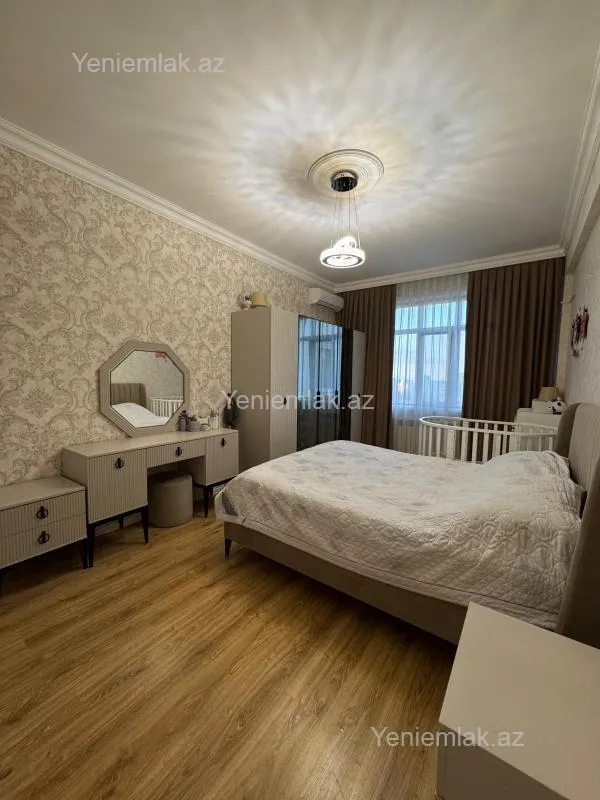 Satılır 4 otaqlı yeni tikili 171 m²