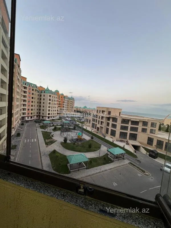 Satılır 4 otaqlı yeni tikili 171 m²