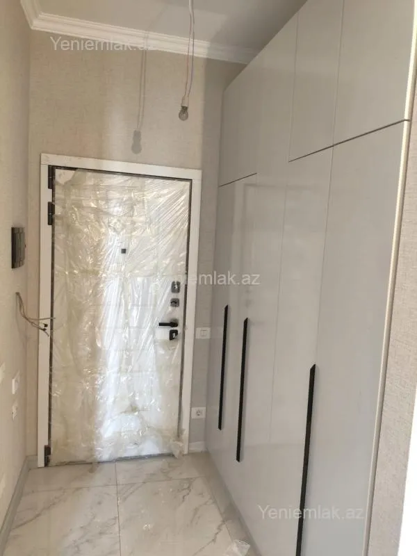 Satılır 2 otaqlı yeni tikili 63 m²