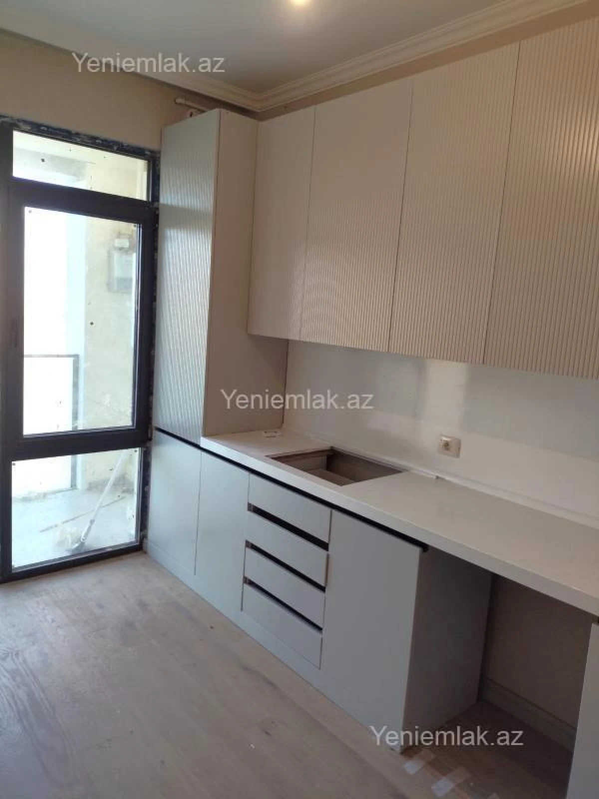 Satılır 2 otaqlı yeni tikili 63 m²