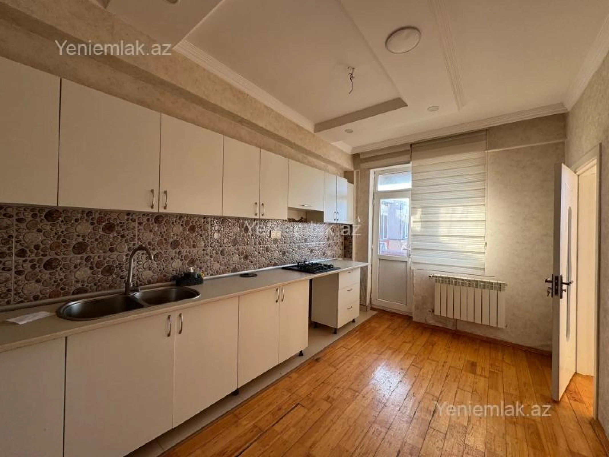 Satılır 3 otaqlı yeni tikili 94 m²