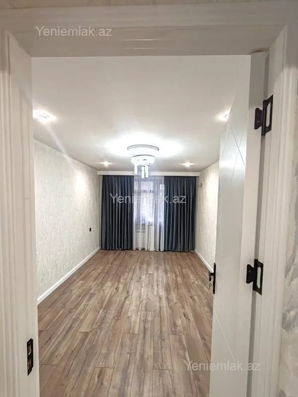 Satılır 3 otaqlı köhnə tikili 80 m²
