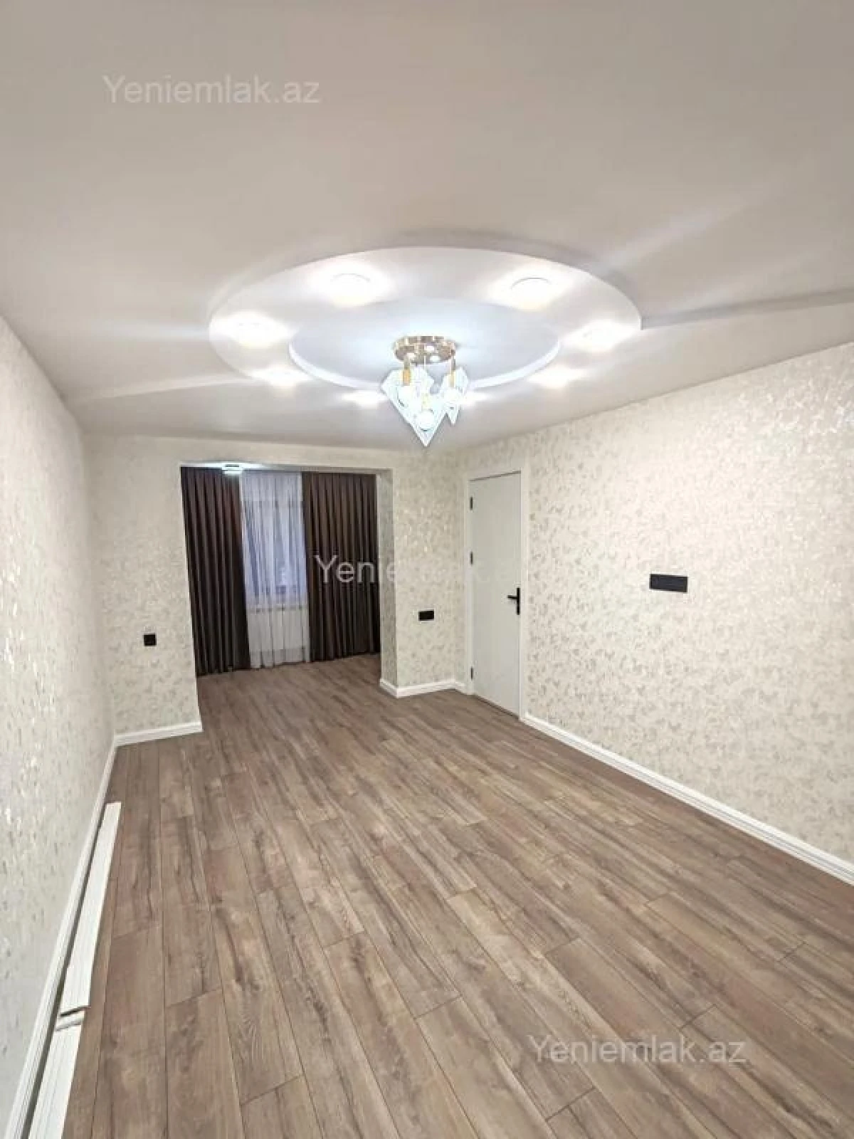 Satılır 3 otaqlı köhnə tikili 80 m²