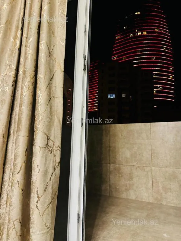 Satılır 2 otaqlı köhnə tikili 40 m²