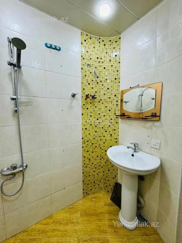 Satılır 2 otaqlı köhnə tikili 40 m²