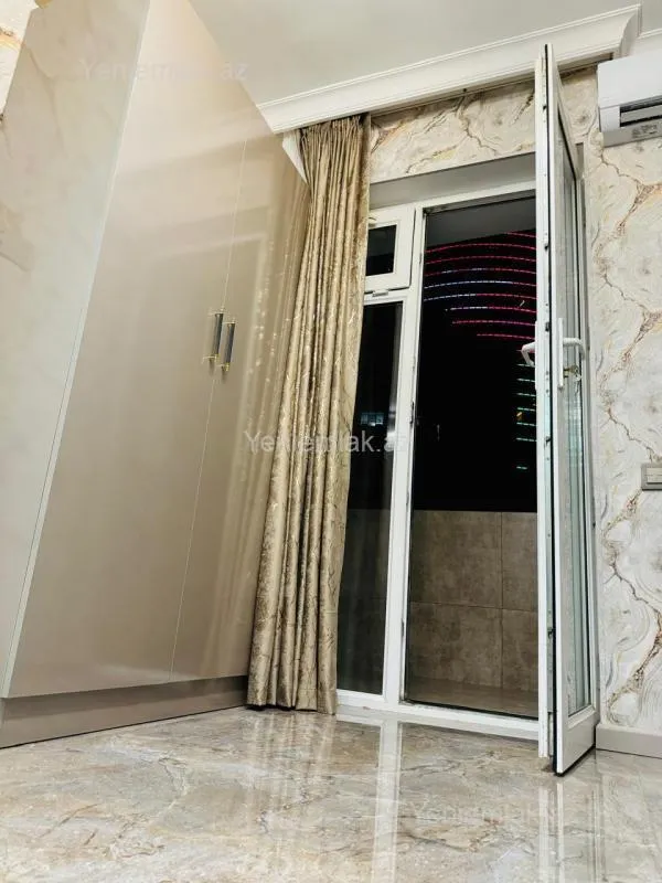 Satılır 2 otaqlı köhnə tikili 40 m²