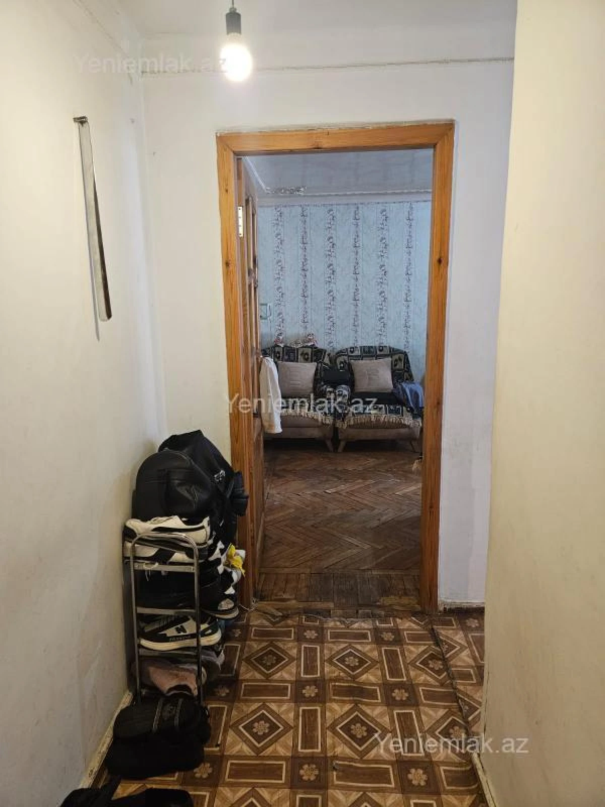 Satılır 2 otaqlı köhnə tikili 60 m²