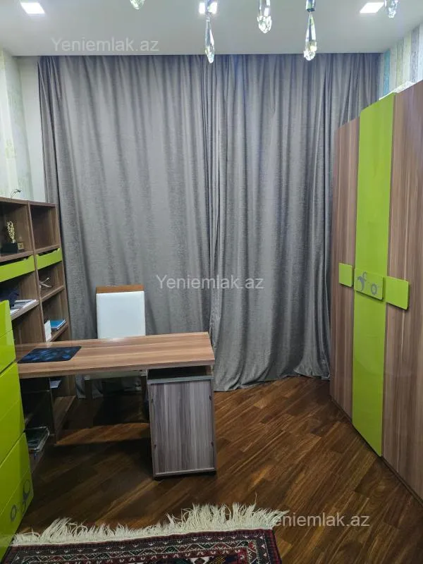 Satılır 4 otaqlı yeni tikili 198 m²