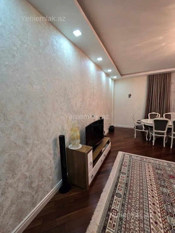 Satılır 4 otaqlı yeni tikili 198 m²