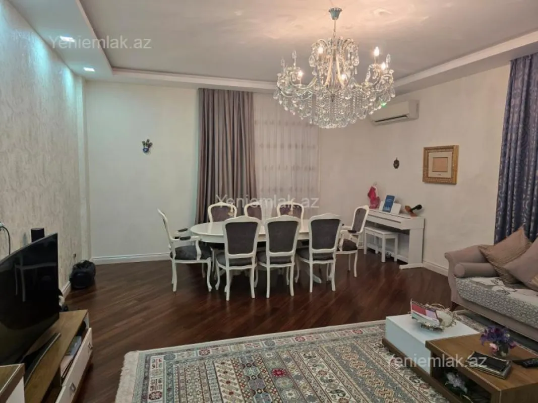 Satılır 4 otaqlı yeni tikili 198 m²