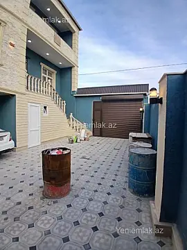 Satılır 5 otaqlı həyət evi 300 m²