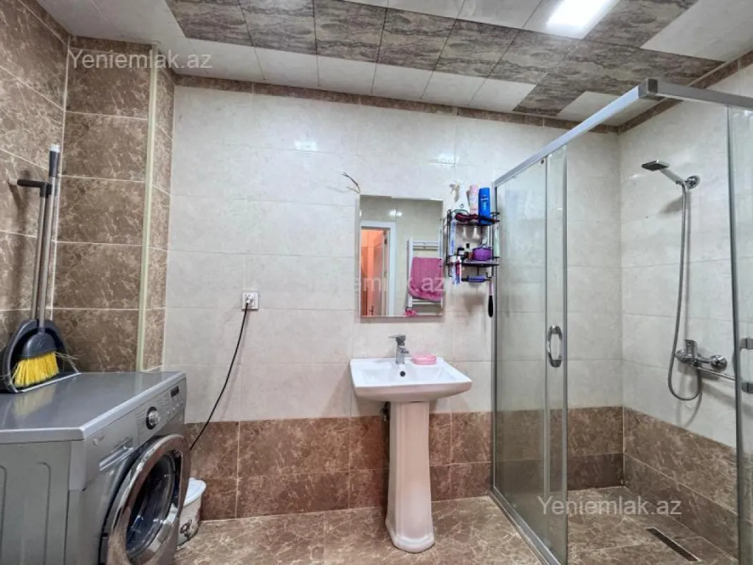 Satılır 2 otaqlı yeni tikili 75 m²