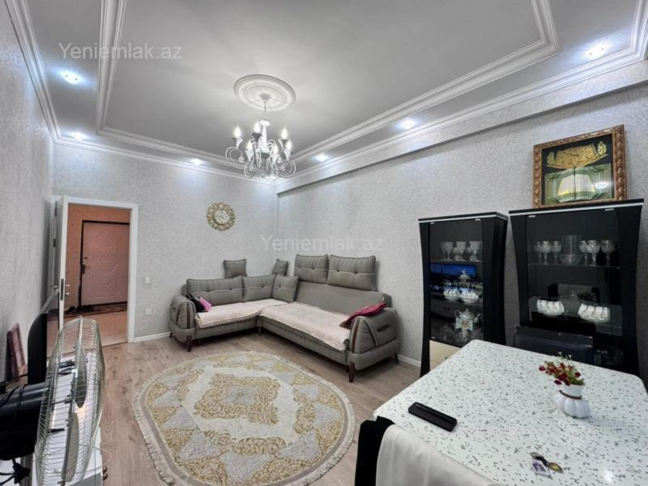 Satılır 2 otaqlı yeni tikili 75 m²