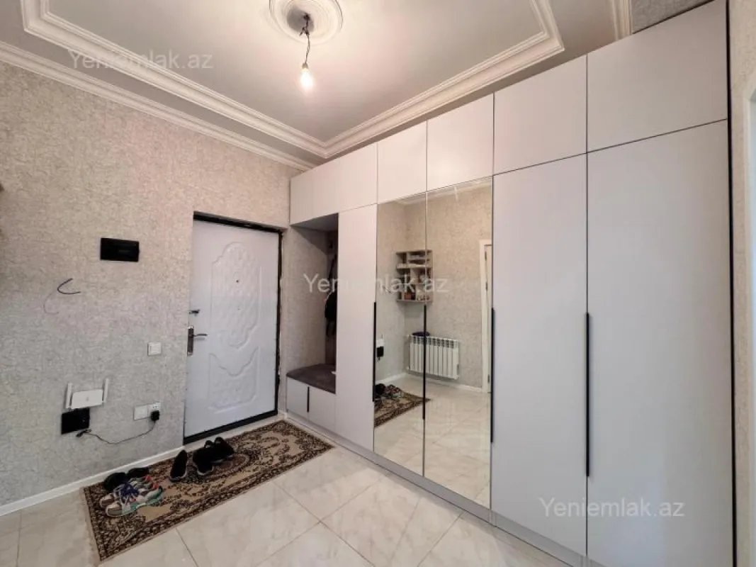 Satılır 2 otaqlı yeni tikili 75 m²