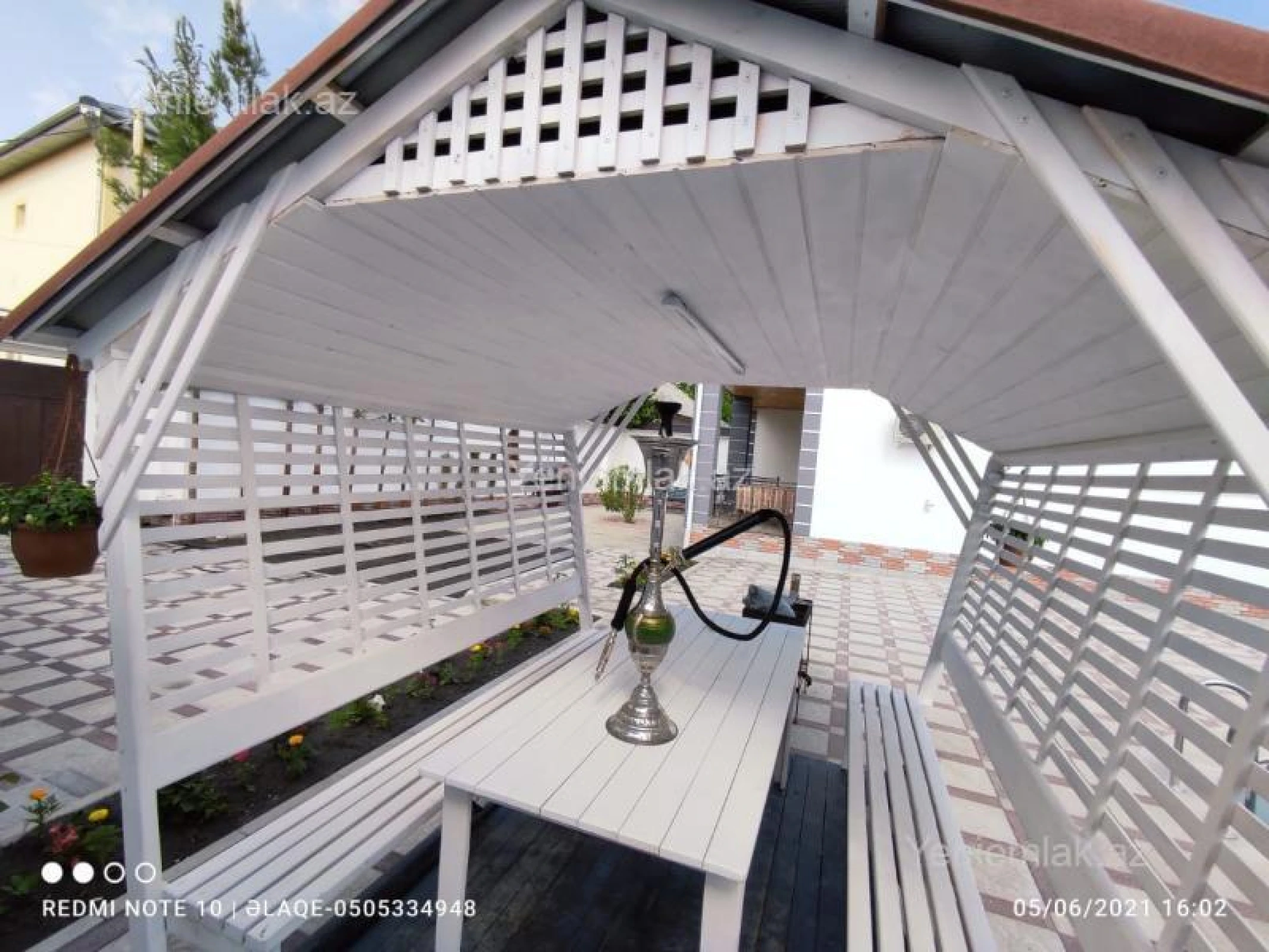 Satılır 3 otaqlı həyət evi 200 m²