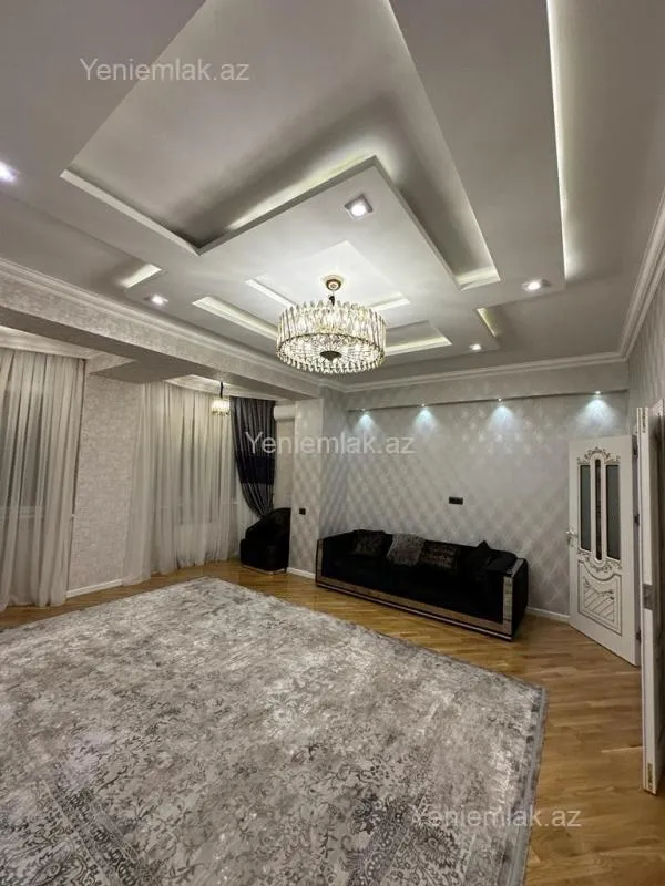 Satılır 3 otaqlı yeni tikili 125 m²