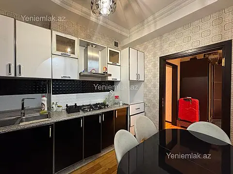 Satılır 3 otaqlı yeni tikili 90 m²