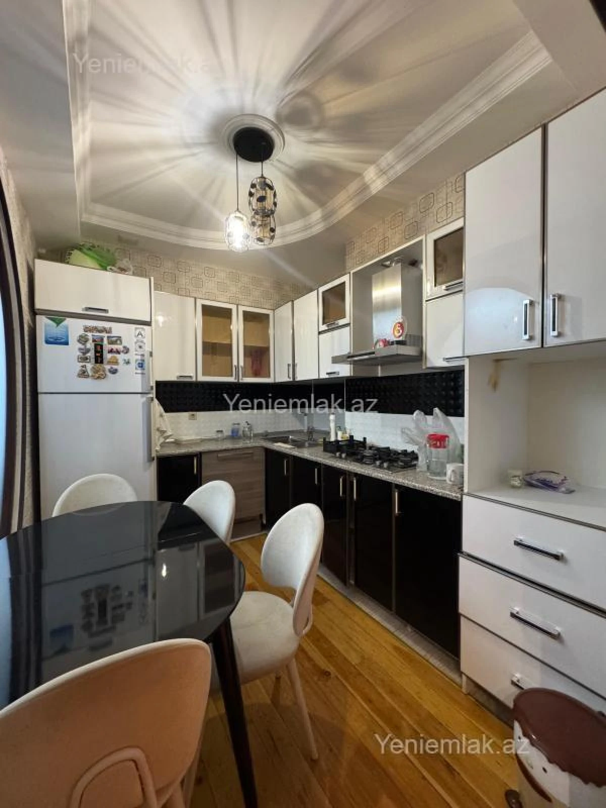 Satılır 3 otaqlı yeni tikili 90 m²