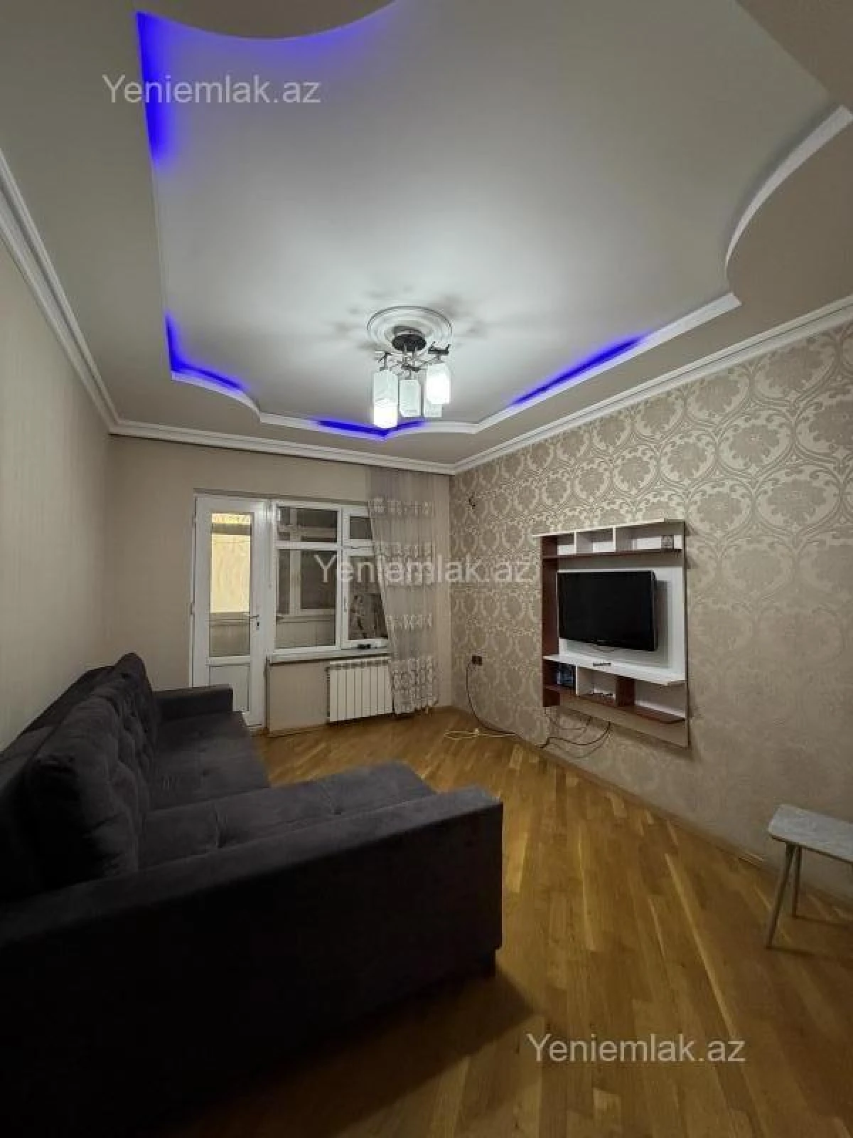 Satılır 3 otaqlı köhnə tikili 90 m²