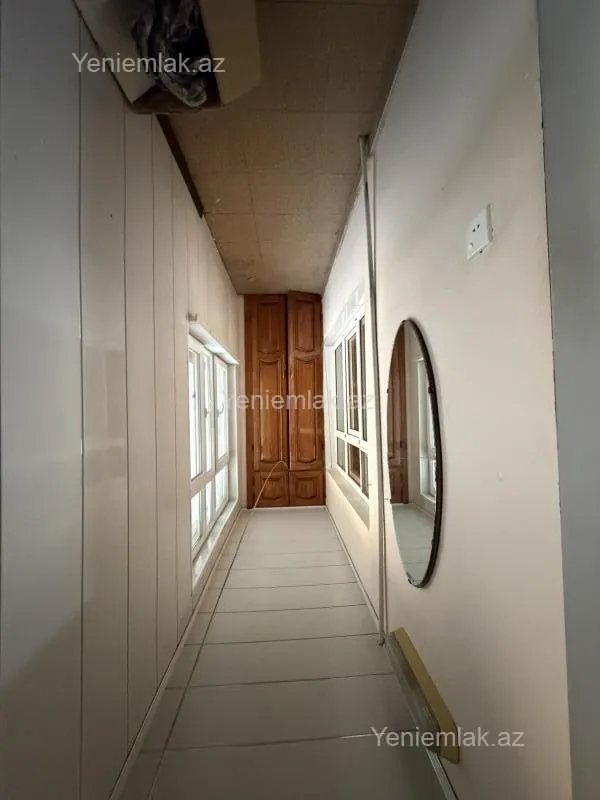 Satılır 3 otaqlı köhnə tikili 90 m²