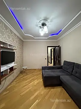 Satılır 3 otaqlı köhnə tikili 90 m²