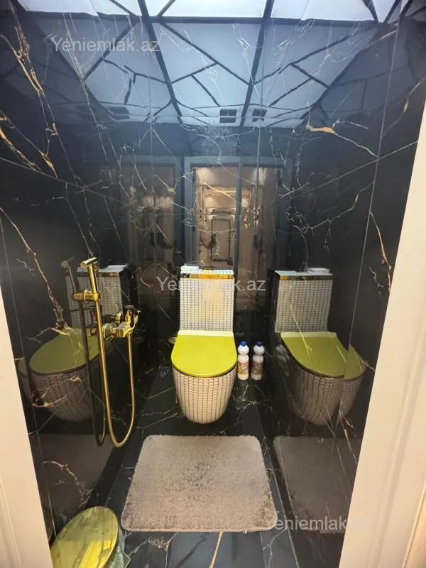 Satılır 5 otaqlı köhnə tikili 120 m²